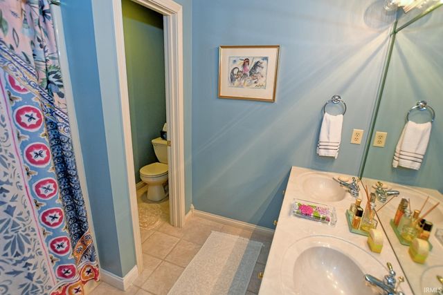 6600 River Ridge Drive, Newburgh, IN 47630