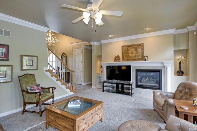 6600 River Ridge Drive, Newburgh, IN 47630