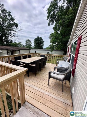 435 Mountain Village Drive, Longswamp Twp, PA 18062