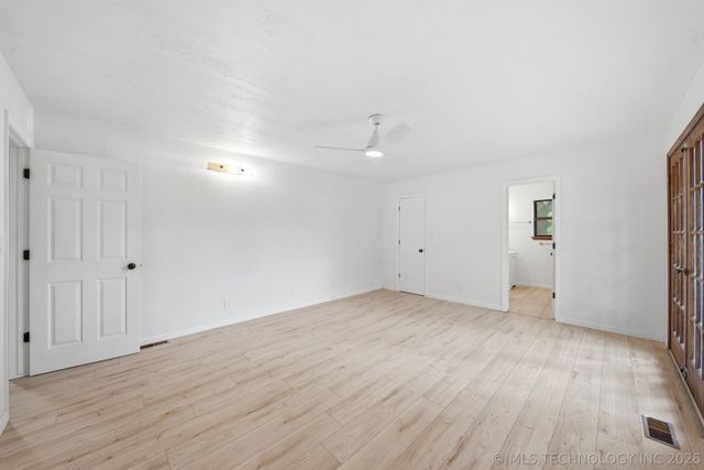 17618 W 1st Street S, Sand Springs, OK 74063