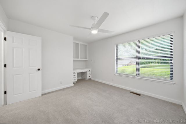 17618 W 1st Street S, Sand Springs, OK 74063