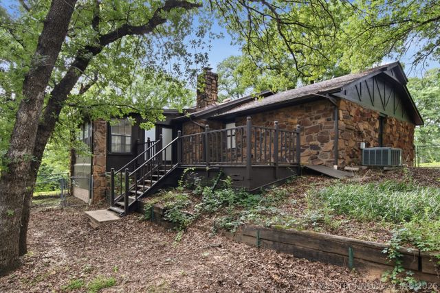 17618 W 1st Street S, Sand Springs, OK 74063
