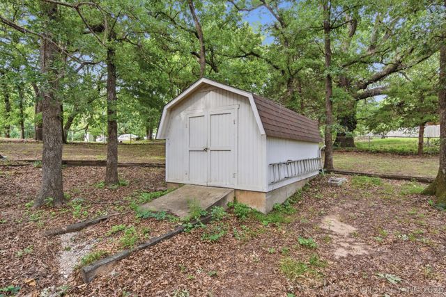17618 W 1st Street S, Sand Springs, OK 74063