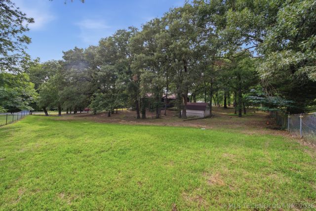 17618 W 1st Street S, Sand Springs, OK 74063