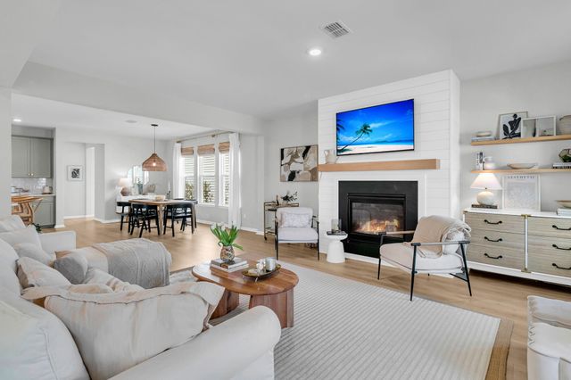 271 Rowans Creek Drive, Charleston, SC 29492