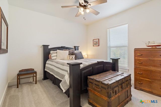 1250 E Creekview Drive, Salado, TX 76571