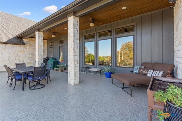 1250 E Creekview Drive, Salado, TX 76571