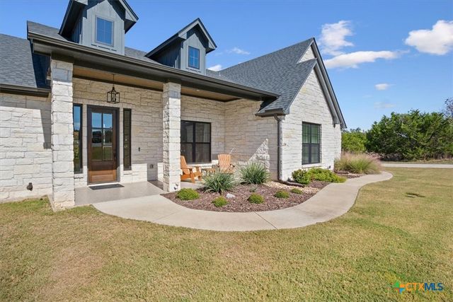 1250 E Creekview Drive, Salado, TX 76571