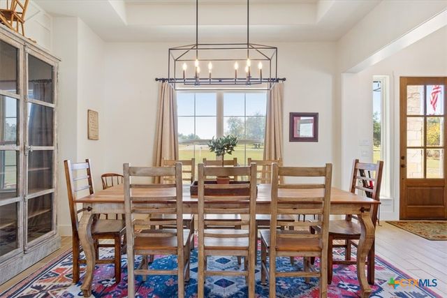 1250 E Creekview Drive, Salado, TX 76571