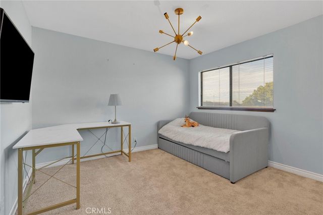 13685 Hidden Valley Road, Victorville, CA 92395
