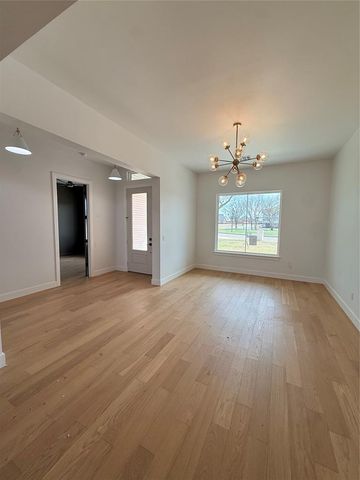 3700 Hunter Glen Drive, Oklahoma City, OK 73179