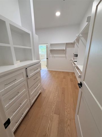 3700 Hunter Glen Drive, Oklahoma City, OK 73179