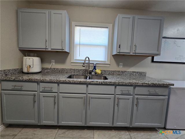 708 S Main Street, Copperas Cove, TX 76522