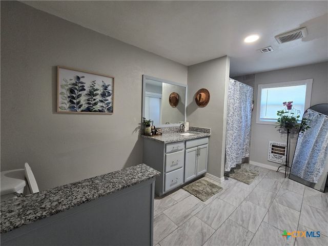 708 S Main Street, Copperas Cove, TX 76522