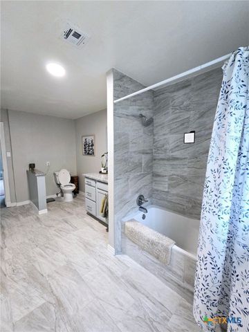 708 S Main Street, Copperas Cove, TX 76522