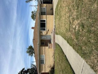 12750 Dartmouth Street, Oak Park, MI 48237