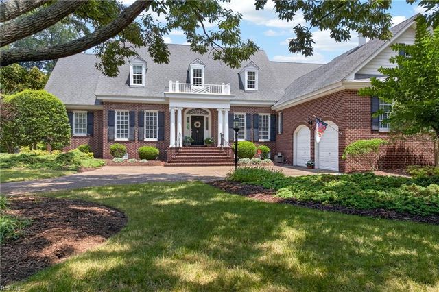 1042 Caton DR, Virginia Beach, VA 23454