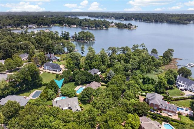 1042 Caton DR, Virginia Beach, VA 23454