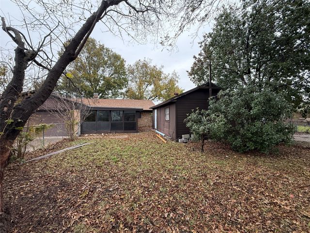 3402 Blueridge Lane, Garland, TX 75042