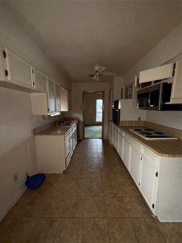 3402 Blueridge Lane, Garland, TX 75042