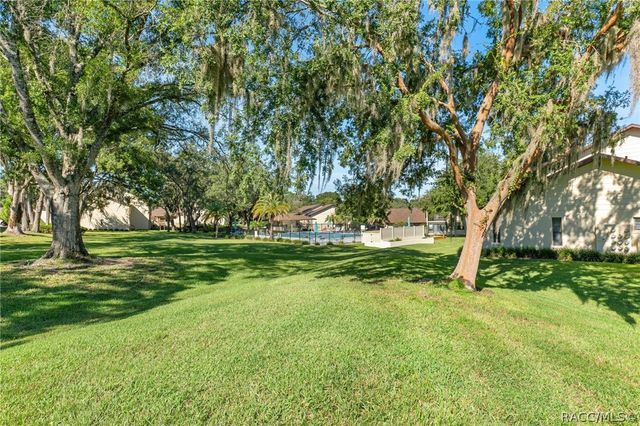 340 E Glassboro Court 4B, Hernando, FL 34442