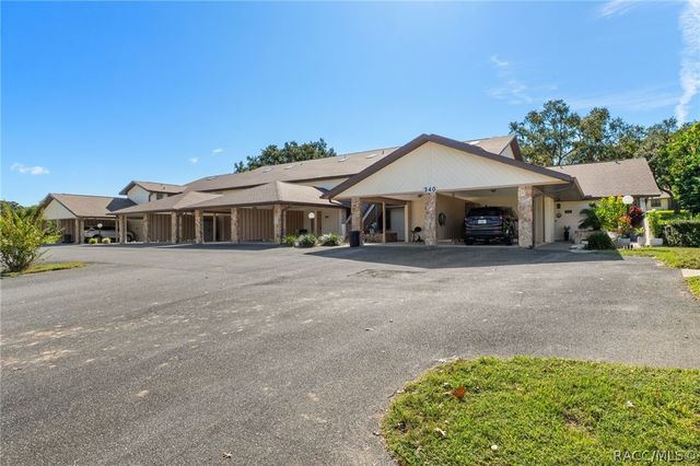 340 E Glassboro Court 4B, Hernando, FL 34442