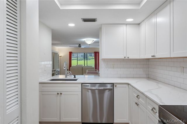 340 E Glassboro Court 4B, Hernando, FL 34442