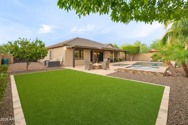 18403 W COLTER Court, Litchfield Park, AZ 85340