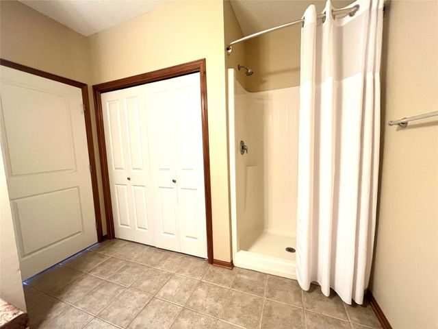 2602 NE Oak Drive 6, Ankeny, IA 50021