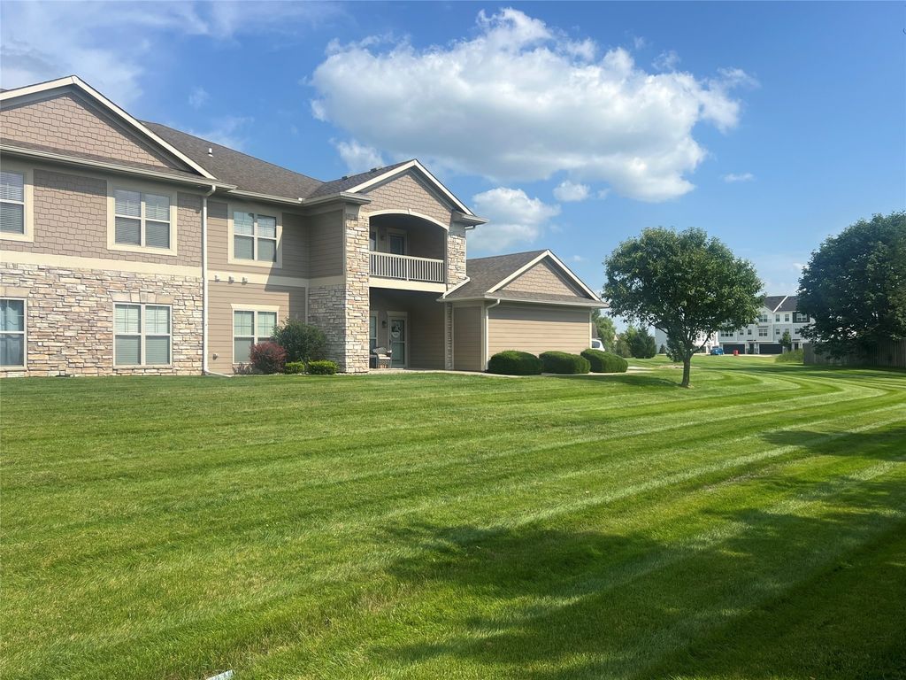 2602 NE Oak Drive 6, Ankeny, IA 50021