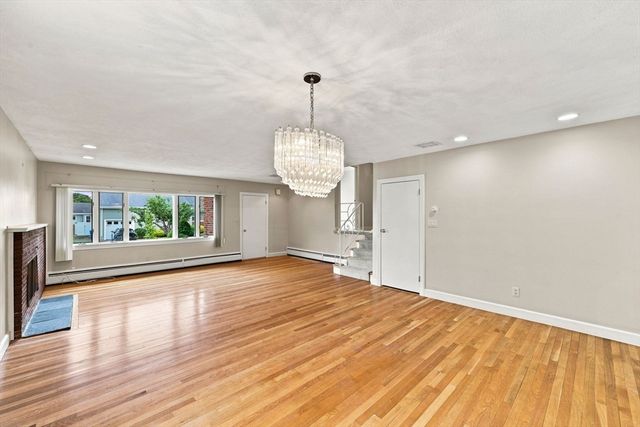 48 Auburndale Road, Marblehead, MA 01945