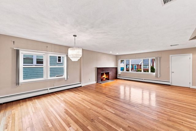 48 Auburndale Road, Marblehead, MA 01945