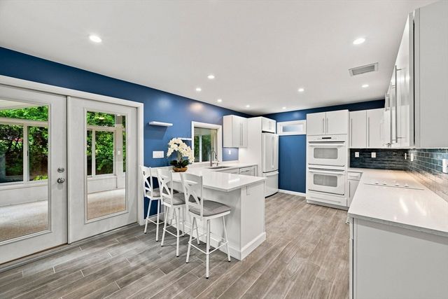 48 Auburndale Road, Marblehead, MA 01945