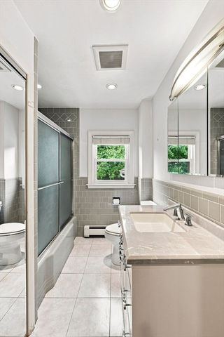 48 Auburndale Road, Marblehead, MA 01945
