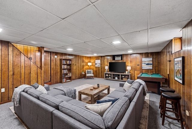 48 Auburndale Road, Marblehead, MA 01945