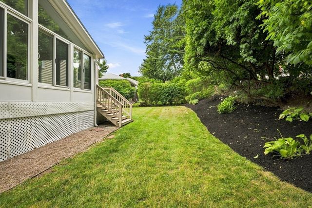 48 Auburndale Road, Marblehead, MA 01945