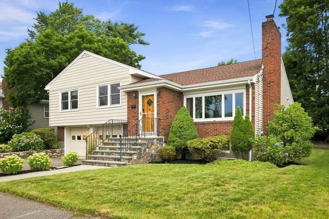 48 Auburndale Road, Marblehead, MA 01945