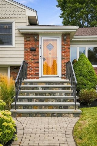 48 Auburndale Road, Marblehead, MA 01945