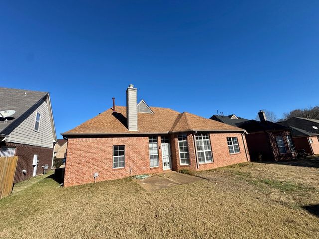 7661 BROOKBRIAR CV, Memphis, TN 38125