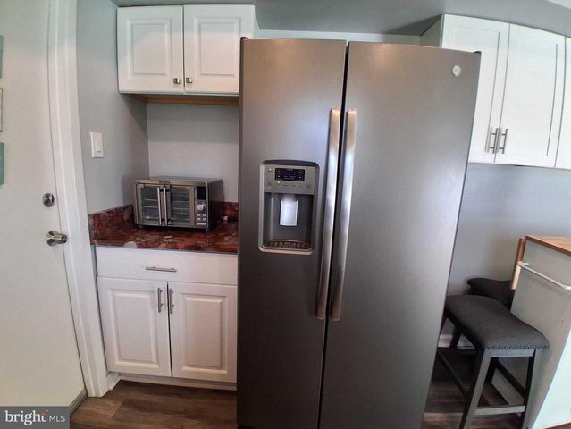 41 EVERGREEN DR, Willingboro, NJ 08046