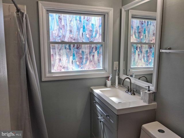 41 EVERGREEN DR, Willingboro, NJ 08046