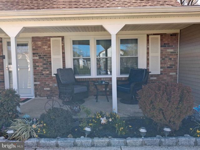 41 EVERGREEN DR, Willingboro, NJ 08046