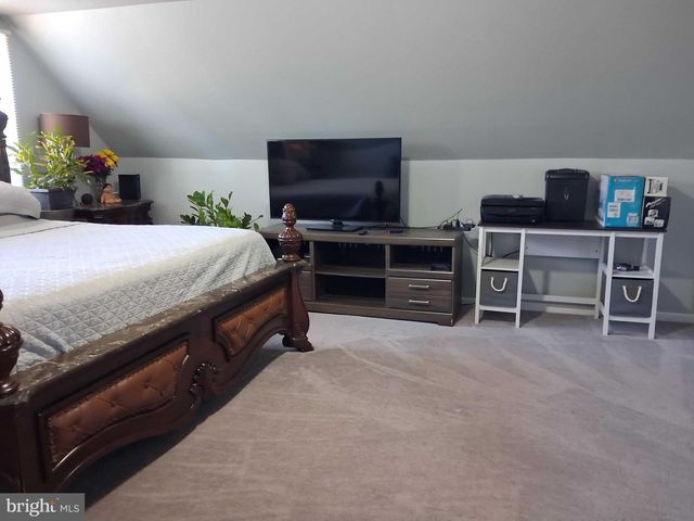 41 EVERGREEN DR, Willingboro, NJ 08046