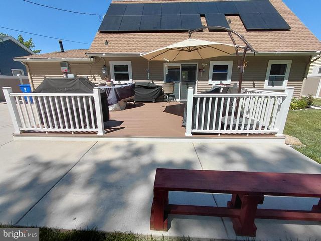 41 EVERGREEN DR, Willingboro, NJ 08046