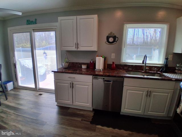 41 EVERGREEN DR, Willingboro, NJ 08046