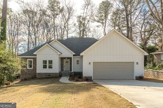 5545 Woodland Drive, Douglasville, GA 30135