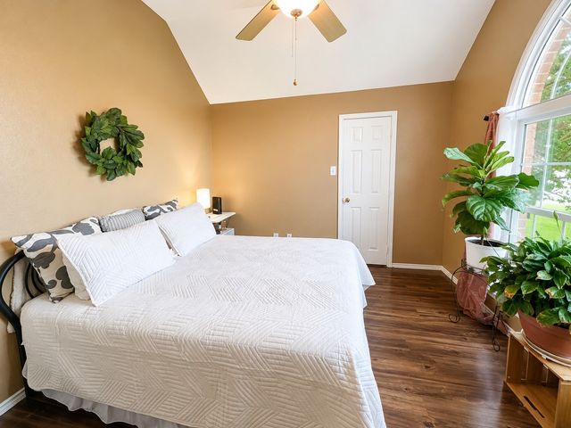 302 Glen Oak Trail, Forney, TX 75126