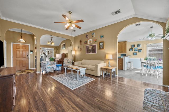 302 Glen Oak Trail, Forney, TX 75126
