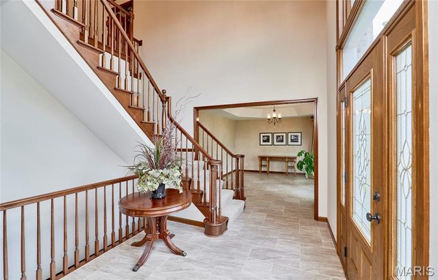 16 Delacroix Place, St Charles, MO 63303