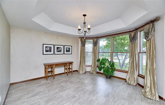 16 Delacroix Place, St Charles, MO 63303